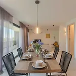 Bella Vista 1