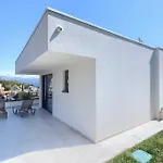 Bella Vista 1 Villa