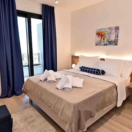Bella Vista 1 * Ичичи