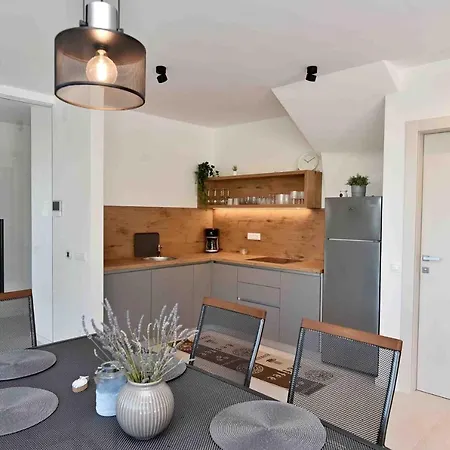 Bella Vista 1 * Ičići