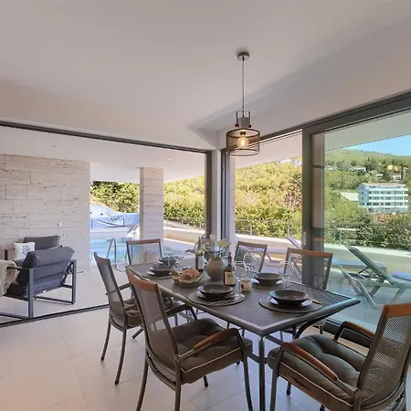 Villa Bella Vista 1 *