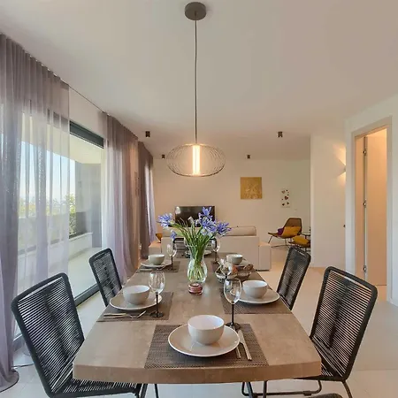 Bella Vista 1