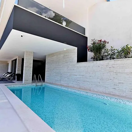 Villa Bella Vista 1 *