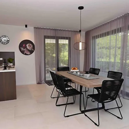 Villa Bella Vista 1 *